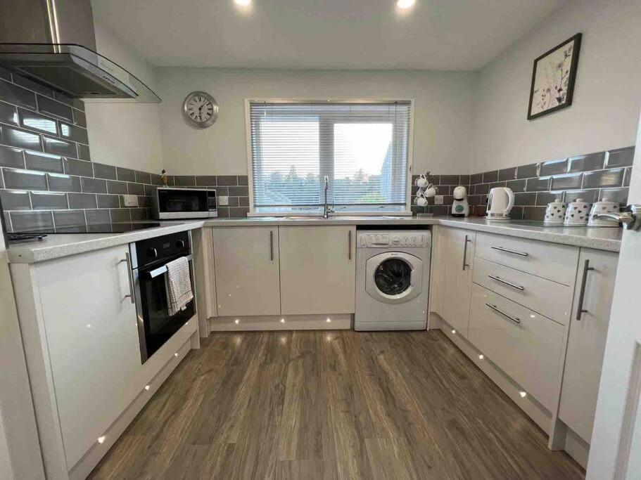 Modern 2 Bed Apartment Oban Kültér fotó